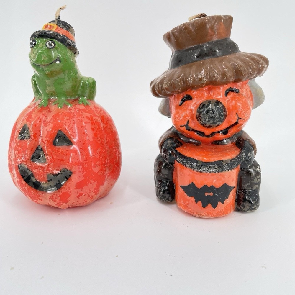 2 Vintage Gurley Halloween Novelty Candles Unburned Frog Pumpkins Bat 5" Kitsch